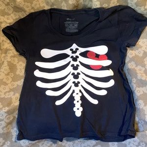 XL black Disney t short rib cage with Mickey logo